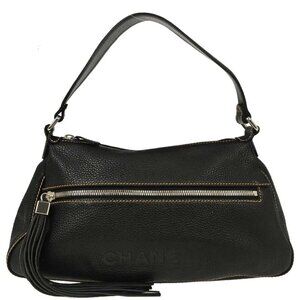 Chanel Black Calfskin Handbag AQ00066